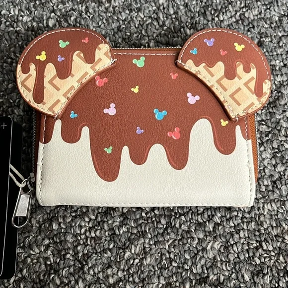 Loungefly Mickey ice cream wallet - Picture 2 of 4